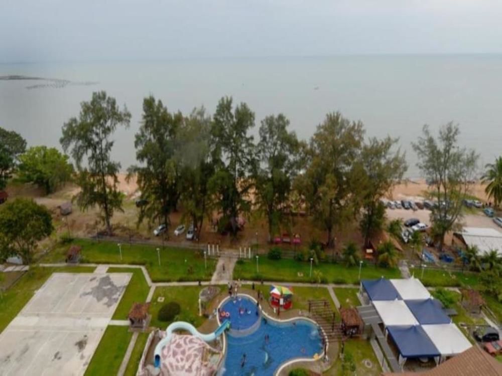 Puteri Beach Resort Port Dickson Kültér fotó